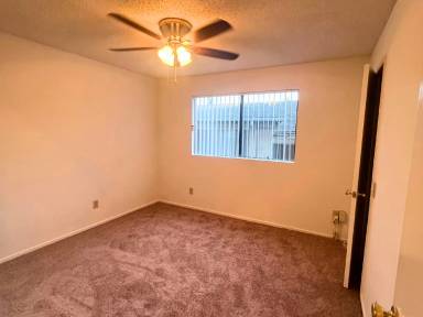 Main picture of 1024 Grand Ave