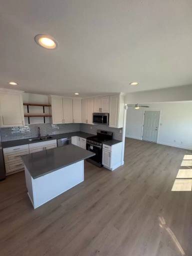 Main picture of 20838-42 Arline Ave