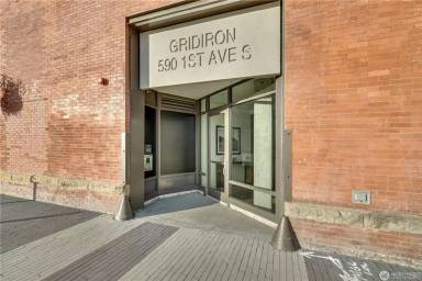 Main picture of Gridiron Condominiums