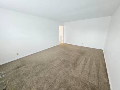 Main picture of 210 Westhill Dr