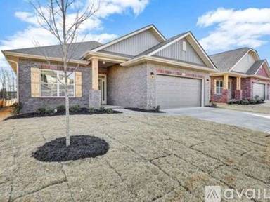 Main picture of 636 Lombard Dr