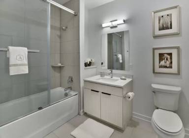 Main picture of 8 Tice Rd