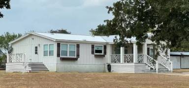 Main picture of 557 Riddle Rd