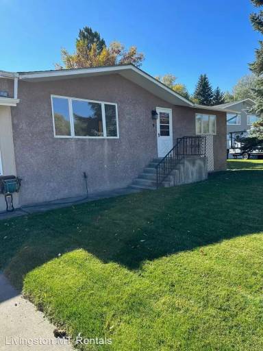 Main picture of 9 Big Horn Dr