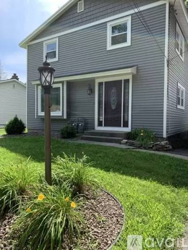 Main picture of 107 Wadsworth Rd