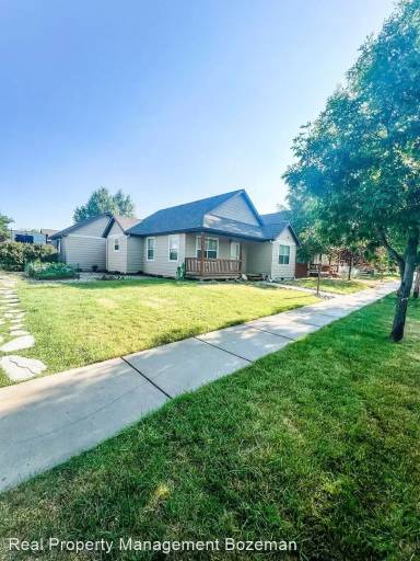 Main picture of 489 Woodman Dr