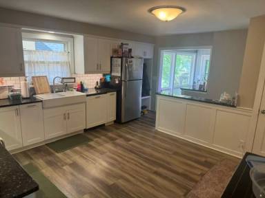 Main picture of 3325 Beard Ave N