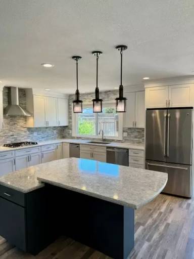 Main picture of 558 Fireside Ct