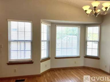 Main picture of 1802 S Mars St