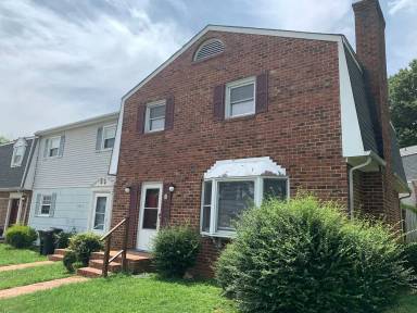 Main picture of 127 Holmes Cir