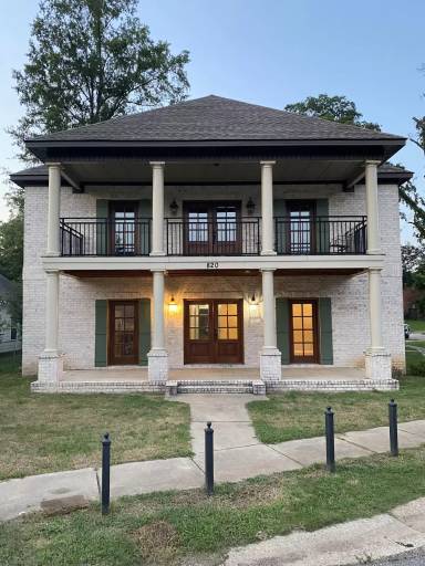 Main picture of 820 14th St
