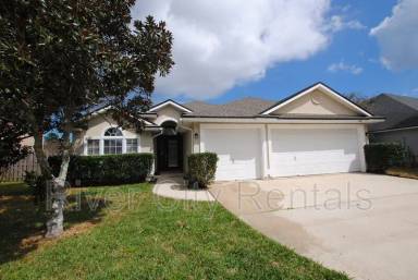 Main picture of 116 Prince Phillip Dr