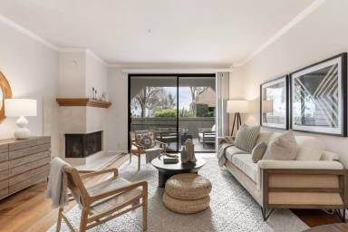 Main picture of 77 Pelican Ln