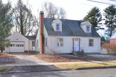 Main picture of 11 Laurel Ave