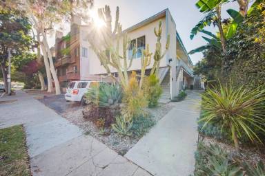 Main picture of 12811 Caswell Ave