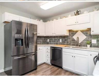 Main picture of 5950 Bluestem Cir