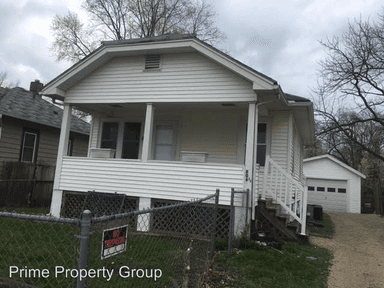 Main picture of 806 1/2 N McKinley Ave
