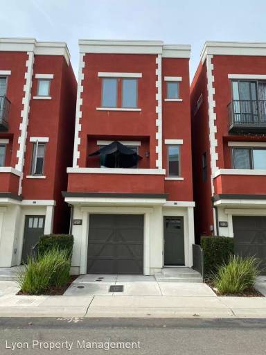 Main picture of 2028 20th St