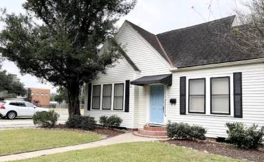 Main picture of 1318 Johnston St