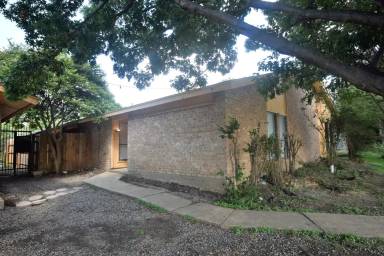 Main picture of 109 W Timberview Ln