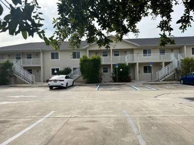 Main picture of 1490 San Cristobal Ave