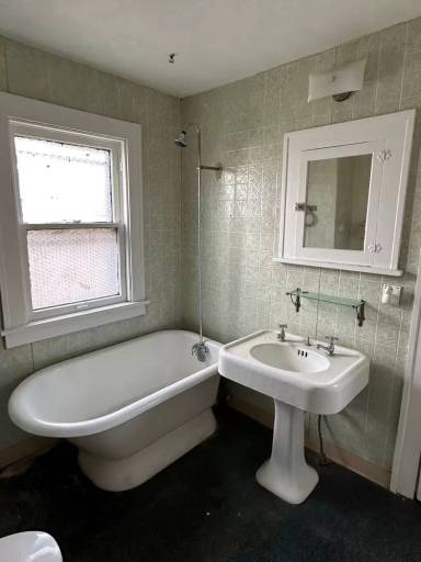 Main picture of 14505 Darwin Ave