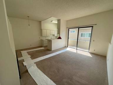 Main picture of 2572 S Centinela Ave