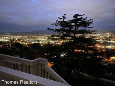 Main picture of 475 Murray Dr