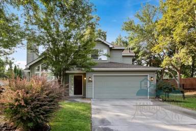 Main picture of 2398 E Gossamer Ln