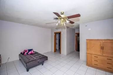 Main picture of 1634 E San Luis Ln