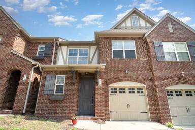 Main picture of 316 Windgrove Ter