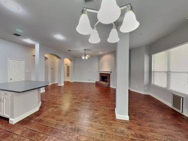 Main picture of 5920 Paloma Blanca Dr