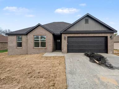 Main picture of 18 Hillswick Ln