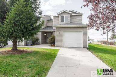 Main picture of 326 S Thierman Rd
