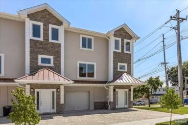 Main picture of 353 Hoboken Rd