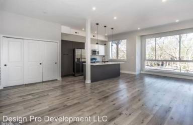 Main picture of 2710 Ridge Ave