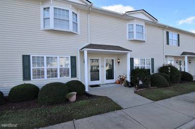 Main picture of Vineyard Townhomes