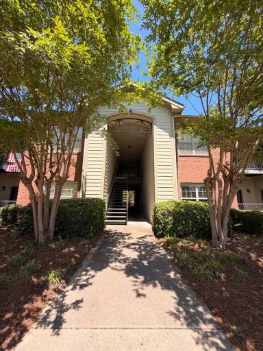 Main picture of Condos at Mill Creek