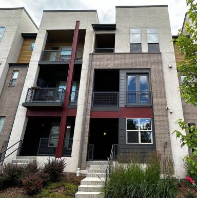 Main picture of 537 S Upham Ct