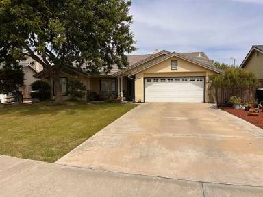 Main picture of 456 W Julia Way