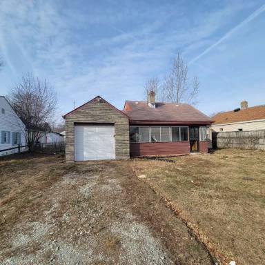 Main picture of 2820 Mars Hill St