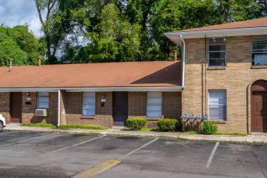 Main picture of 4319 Sanders Ln