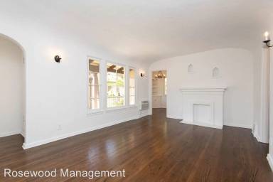 Main picture of 827 N Sweetzer Ave