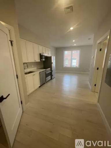 Main picture of 197 Green St