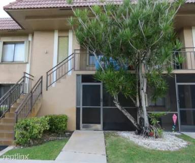 Main picture of 205 Lakeview Dr