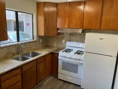Main picture of 455 S E St, Santa Rosa, CA 95404