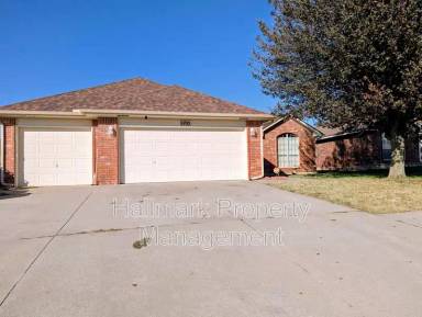 Main picture of 2705 SE 92nd Cir