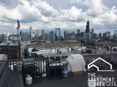 Main picture of 1160 W Grand Ave