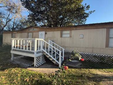 Main picture of 12305 Lloyd Rd