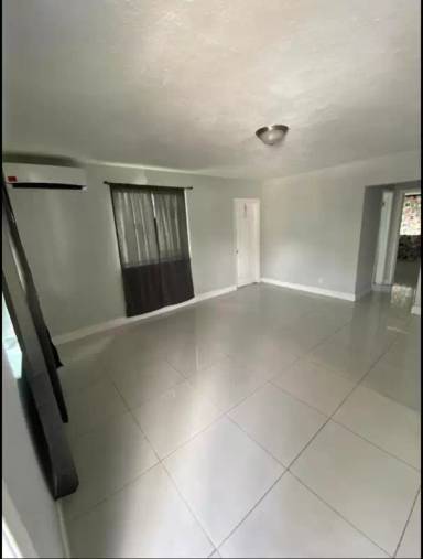 Main picture of 804 NW 6th Ave